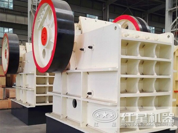 69石頭顎破機，產(chǎn)量為50-160t/h