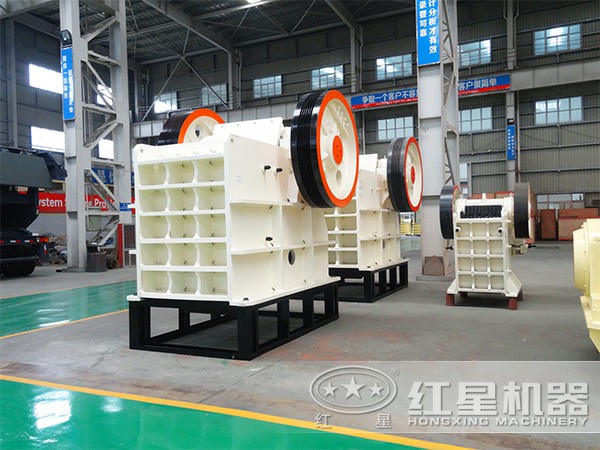 69石頭顎破機廠家，提供現(xiàn)貨，可到場考察