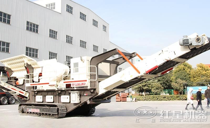 小型履帶石頭破碎機(jī)匠工于心，環(huán)保達(dá)標(biāo)，不怕污染
