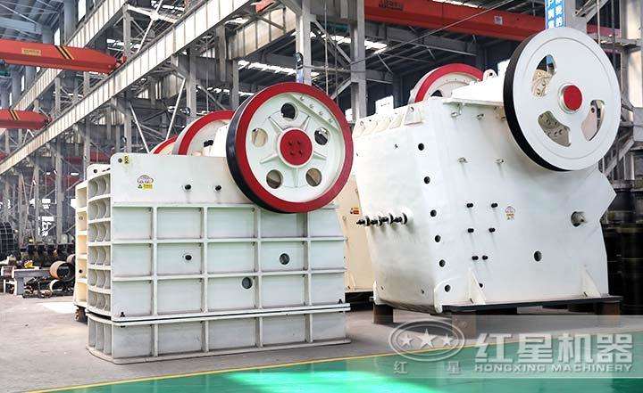 1060系列顎破機，時產(chǎn)量110-390噸