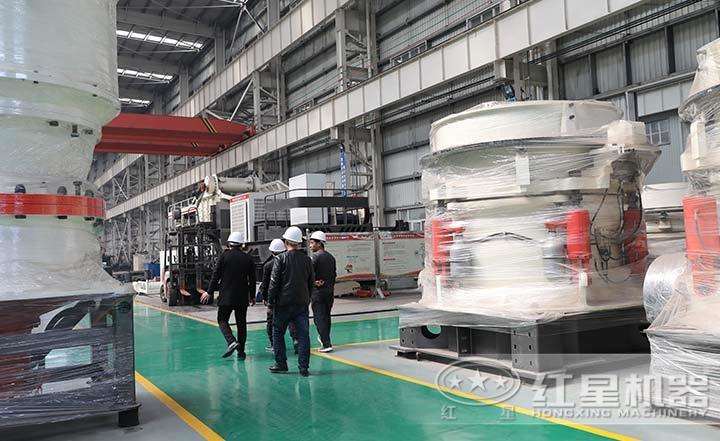 多缸液壓圓錐破碎機，自動化程度高，液壓馬達調整排料口