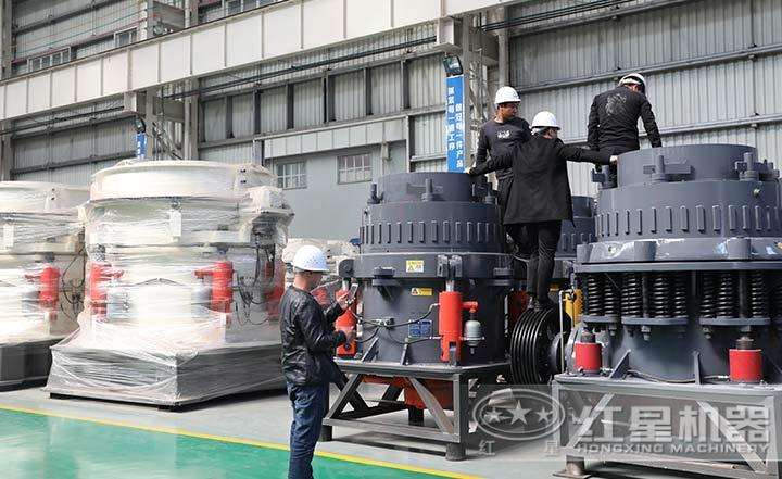 全液壓圓錐破碎機(jī)，液壓過載保護(hù)裝置，自動(dòng)調(diào)節(jié)出料粒度