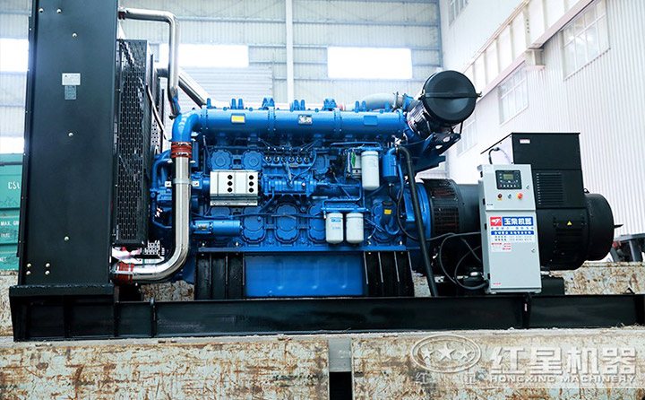 PE1200\*1500顎破機配大功率電機，動力足，現(xiàn)場作業(yè)更效能高 