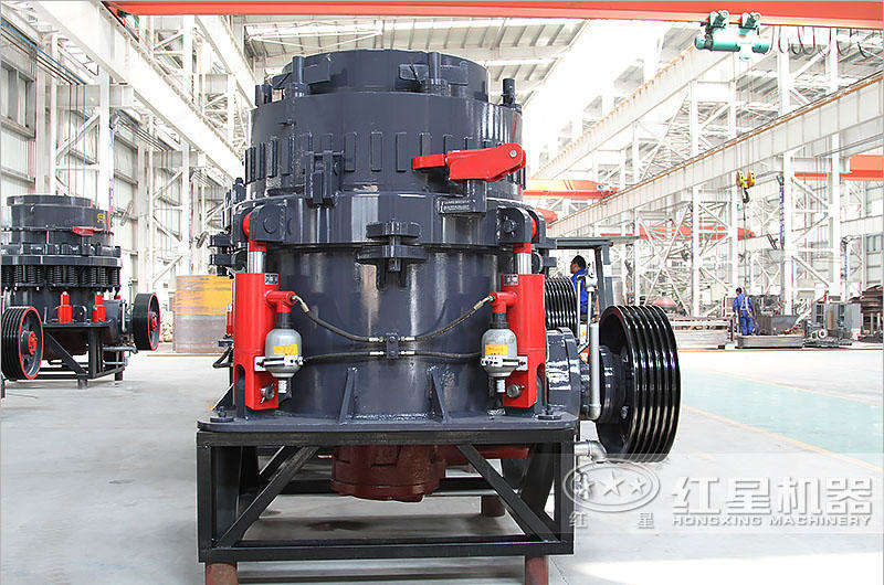 全液壓圓錐破碎機GYS300，出料粒形更好
