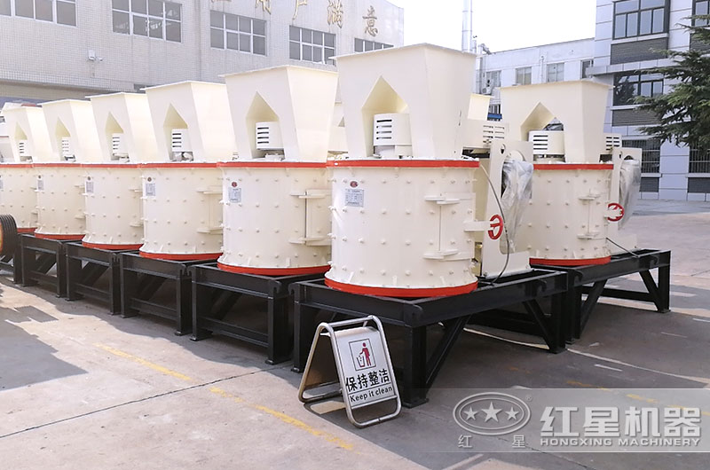 立式破碎機(jī)型號(hào)齊全，有現(xiàn)貨